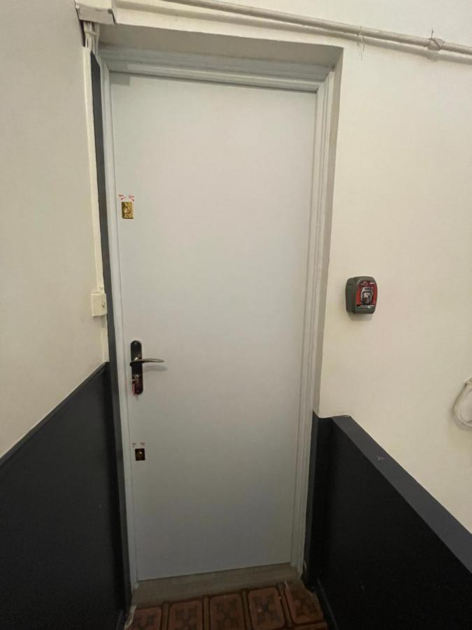 Confortable T3 Proche De La Gare Et Du Polygone Apartment Beziers Luaran gambar